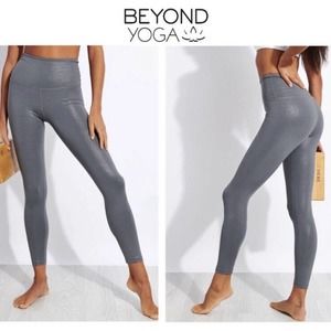 Beyond Yoga NWT Twinkle High Waist 7/8 Leggings in Stone Grey Size XL